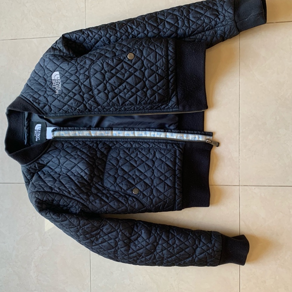 North face women’s black bomber jacket